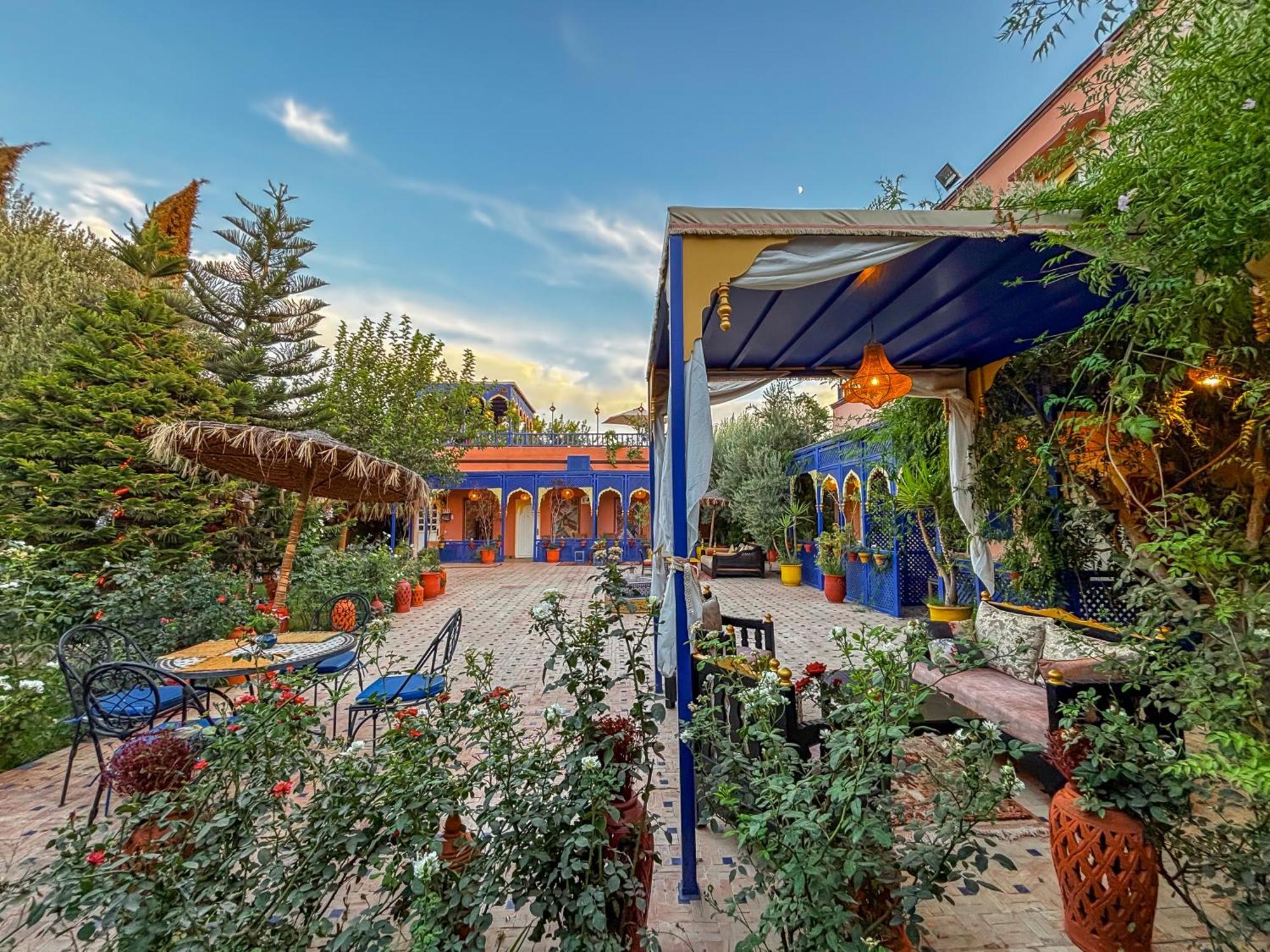 Bed and Breakfast Le Bleu House Sidi Abdallah Ghiat Zewnętrze zdjęcie